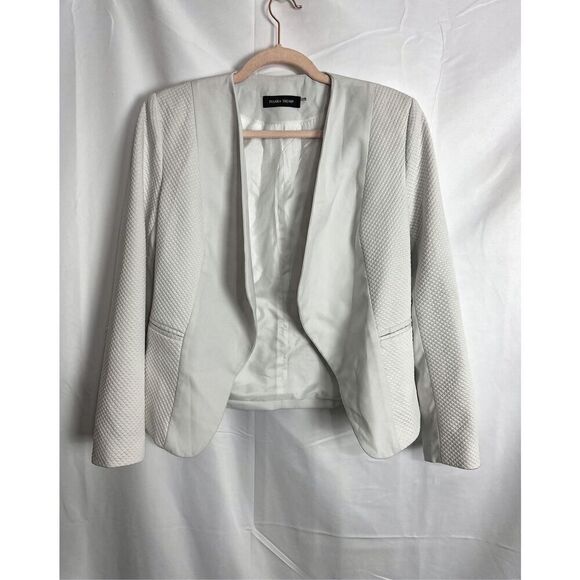White Ivanka Trump Blazer - Picture 3 of 13
